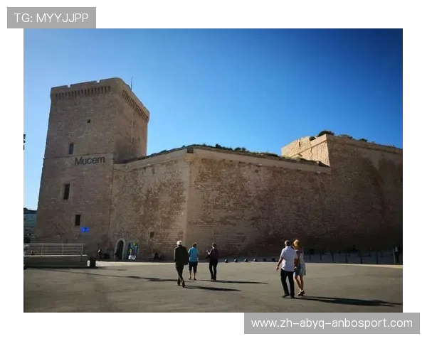 马赛设立地中海难民儿童足球教育基金助力青少年发展与融入